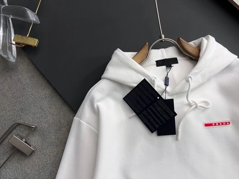 Prada Hoodies WellDesigned 169631