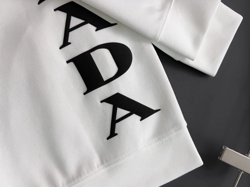 Prada Hoodies WellDesigned 169631