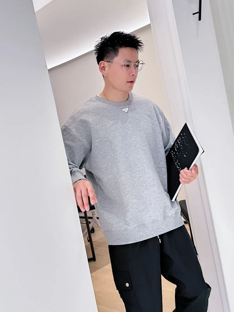 Lightweight Prada Hoodies 168336