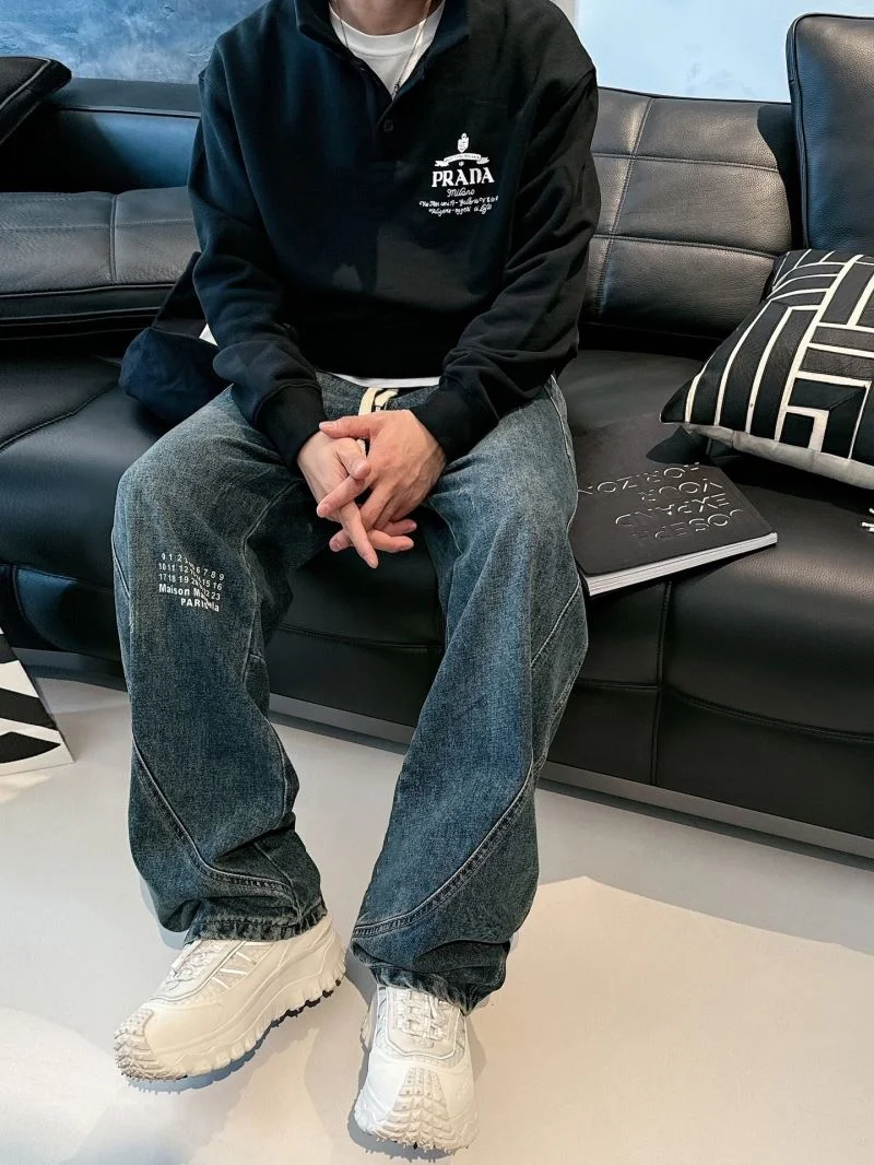 Prada Hoodies Efficient 168334