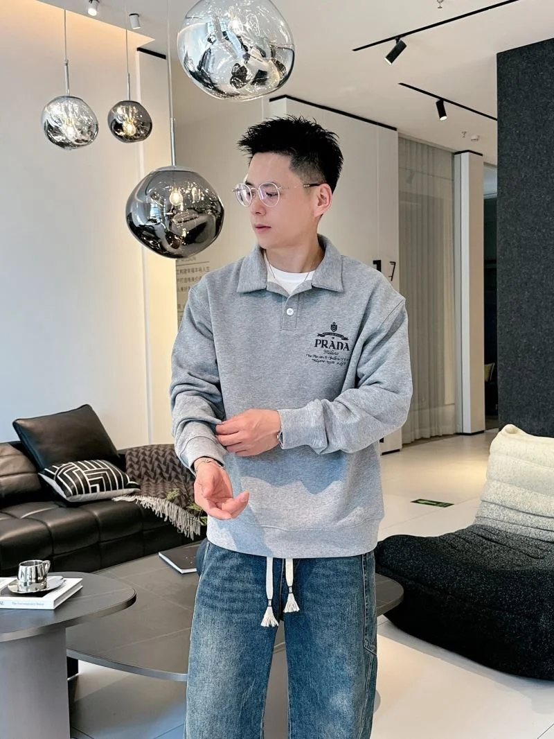 Prada Hoodies Lightweight 168332