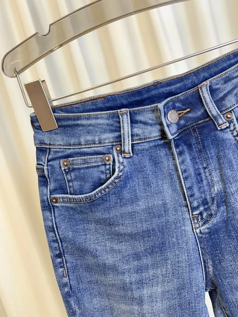 UrbanChic Prada Jeans 166142