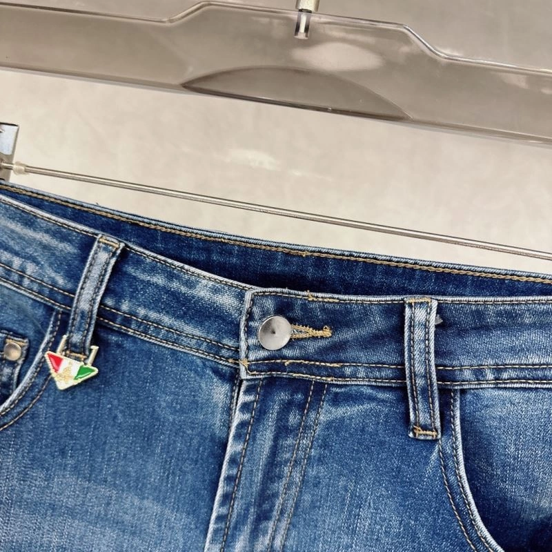 Elegant Prada Jeans 168996