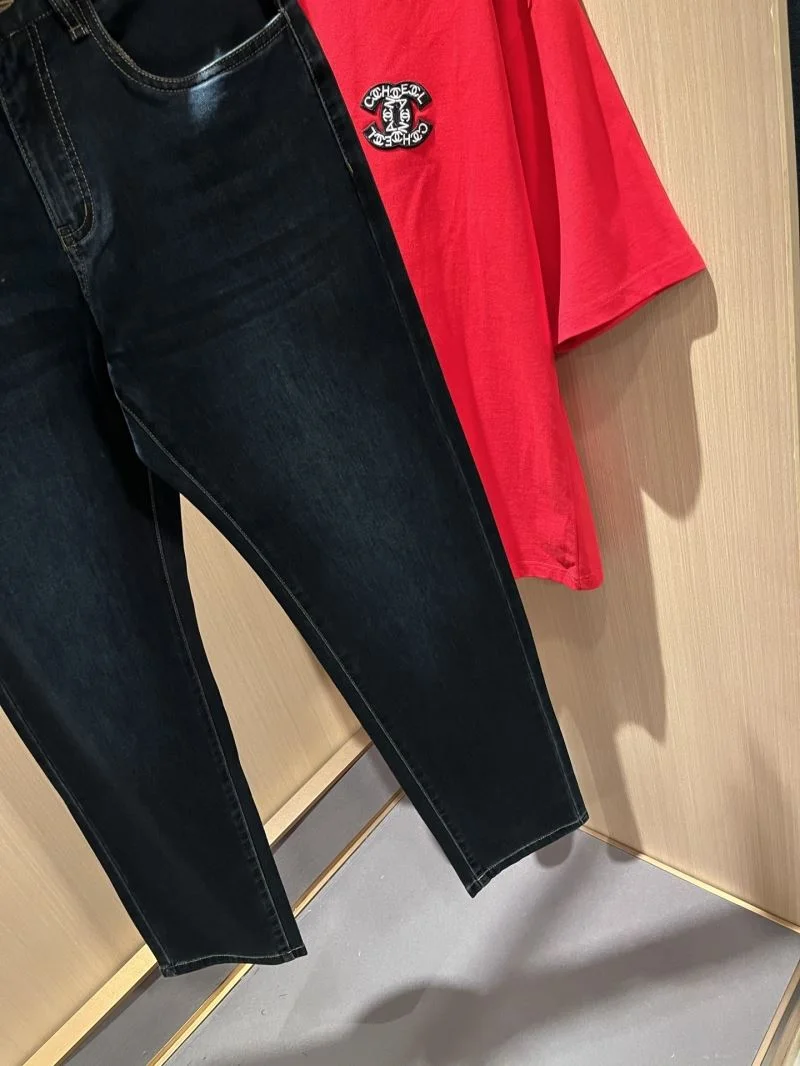 UrbanChic Prada Jeans 168340