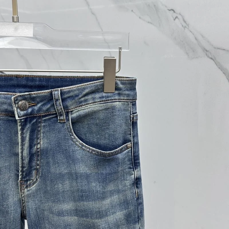 Versatile Prada Jeans 168329