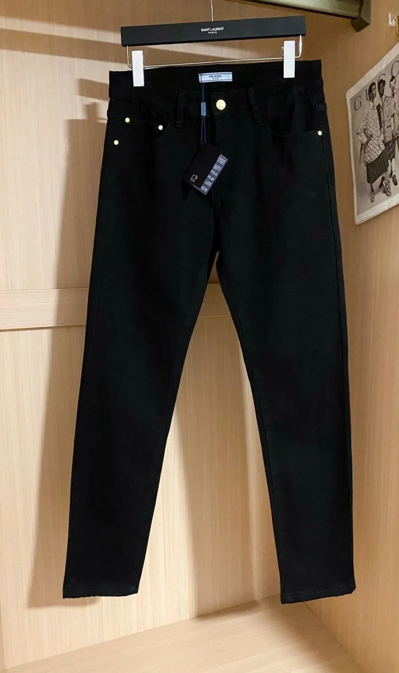 WellDesigned Prada Jeans 167659