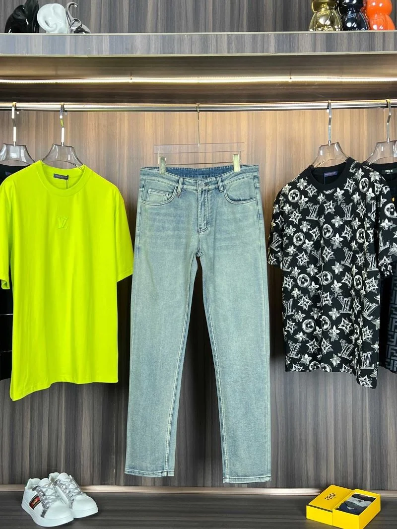 Versatile Prada Jeans 167606