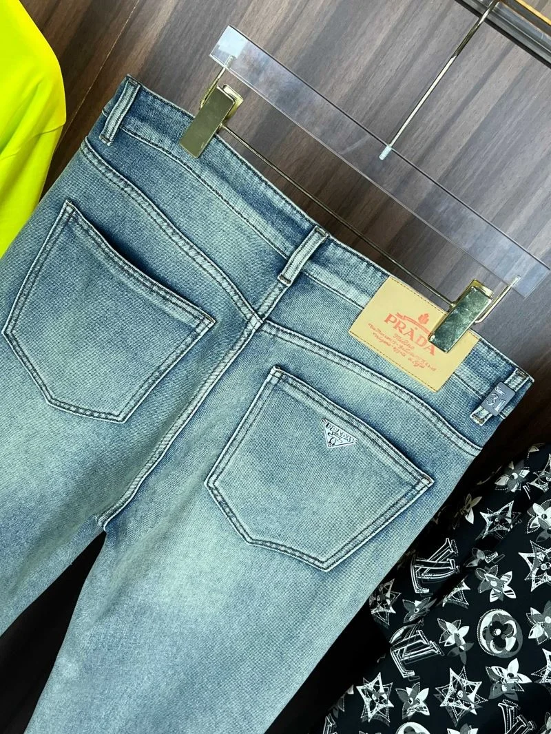 Versatile Prada Jeans 167606