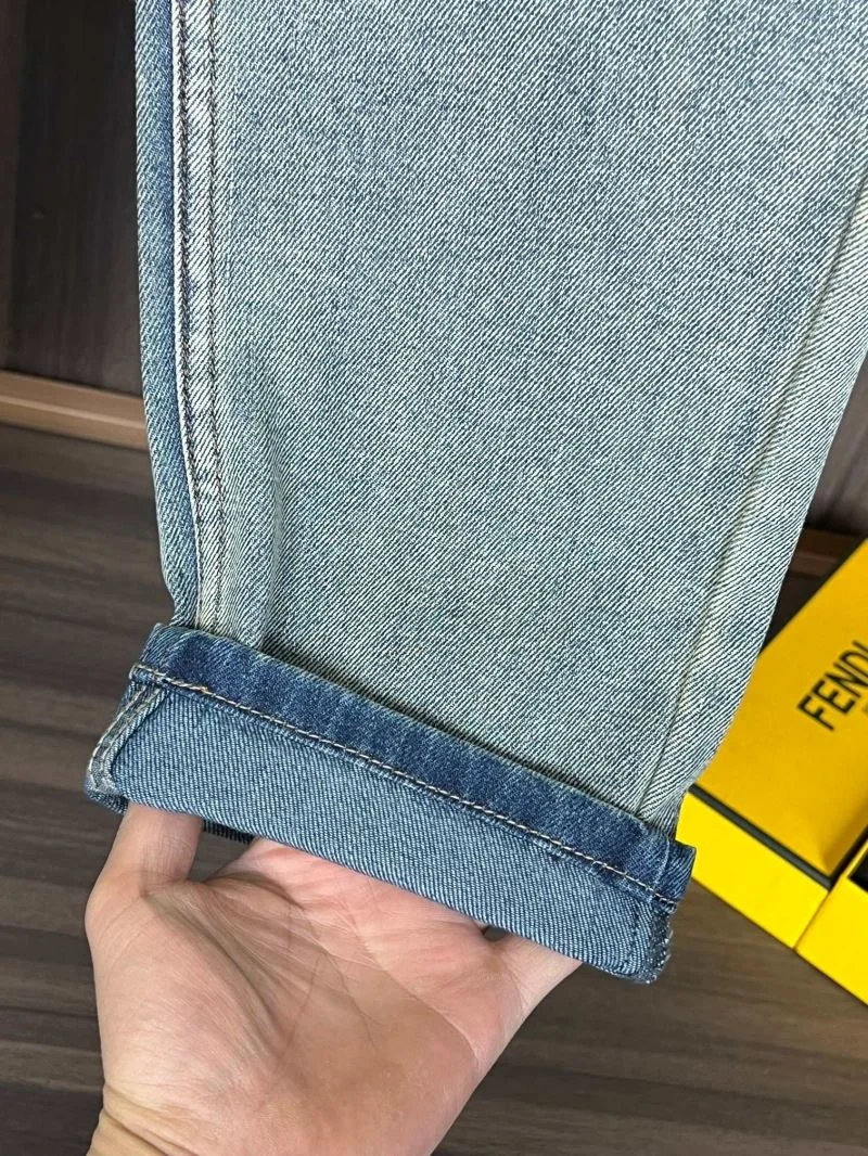 Versatile Prada Jeans 167606