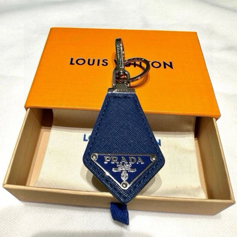 Prada Keychains ModernLook 265018
