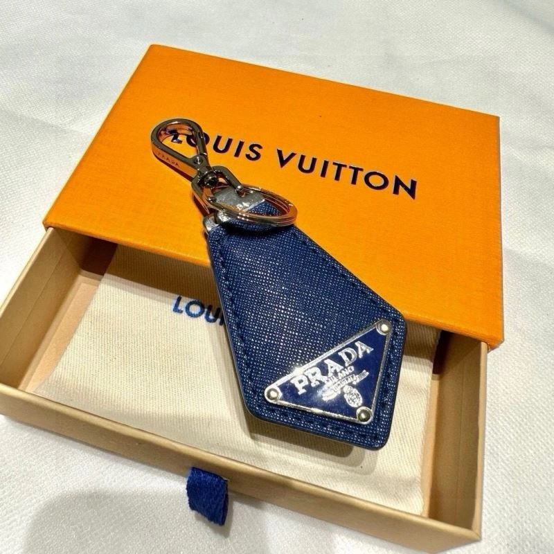 Prada Keychains ModernLook 265018