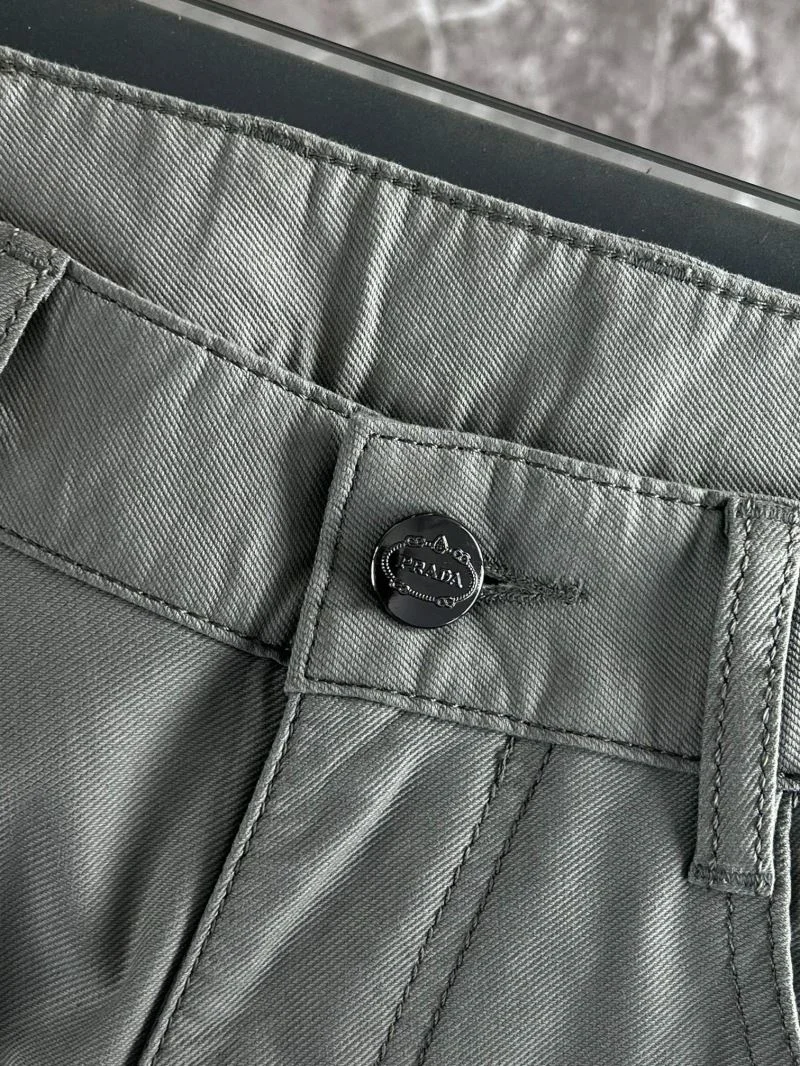 Trendsetting Prada Long Pants 168312