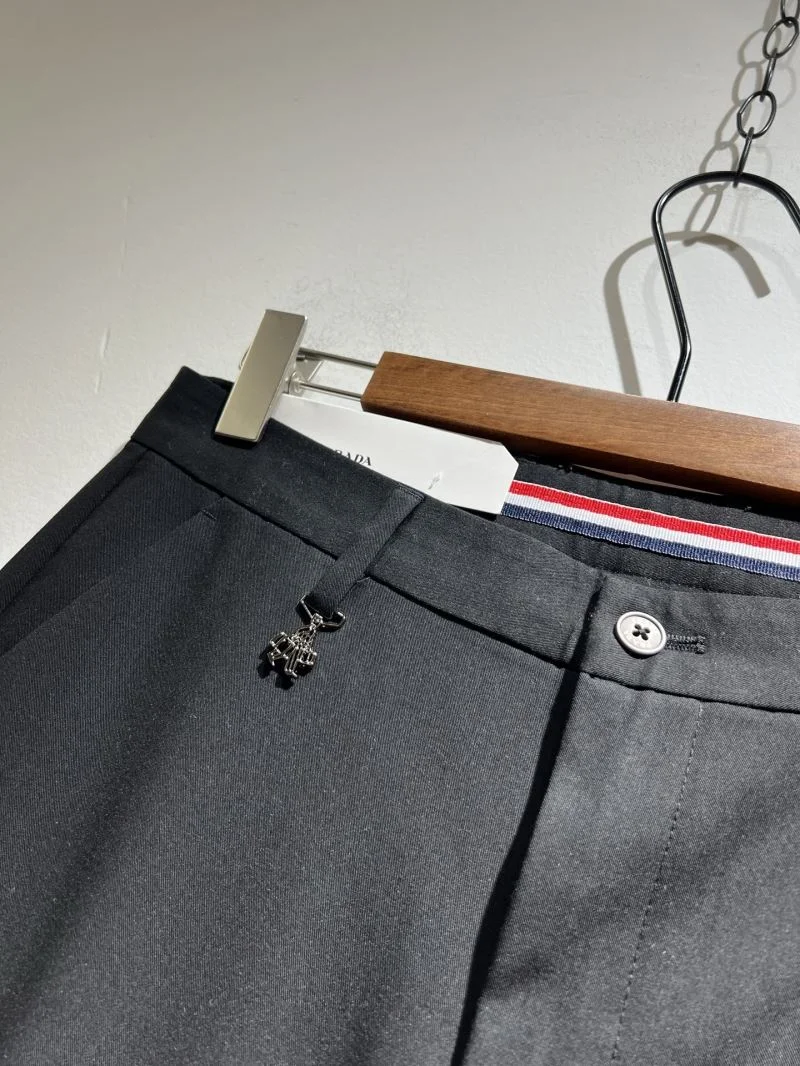 Snug Prada Long Pants 168284