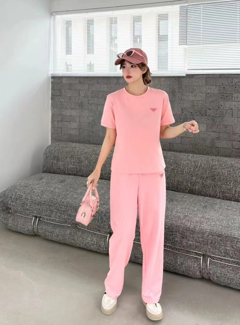 Comfortable Prada Long Suits 171433
