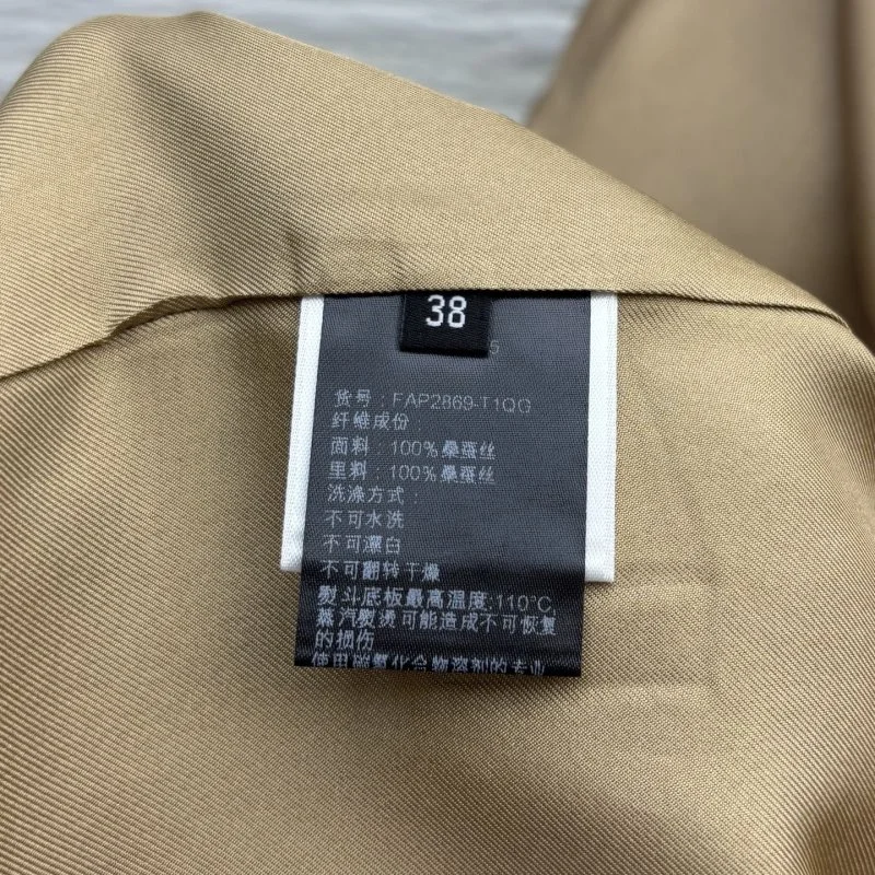 Breathable Prada Long Suits 166541