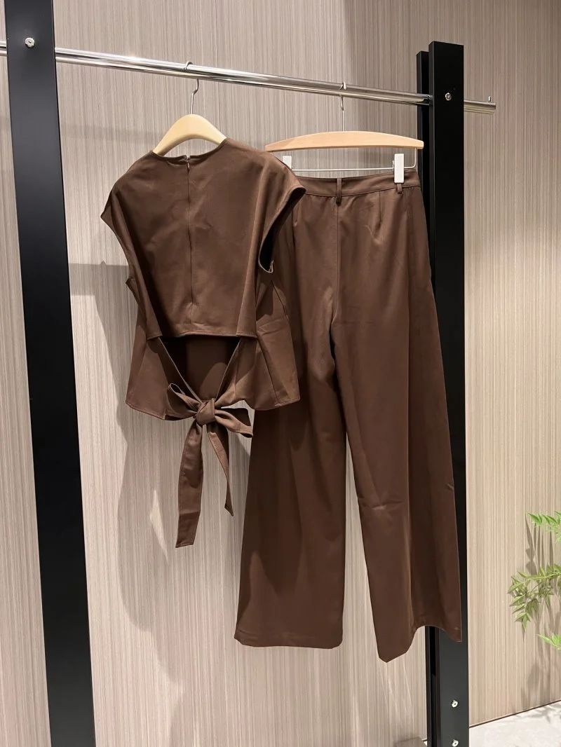 Breathable Prada Long Suits 165914
