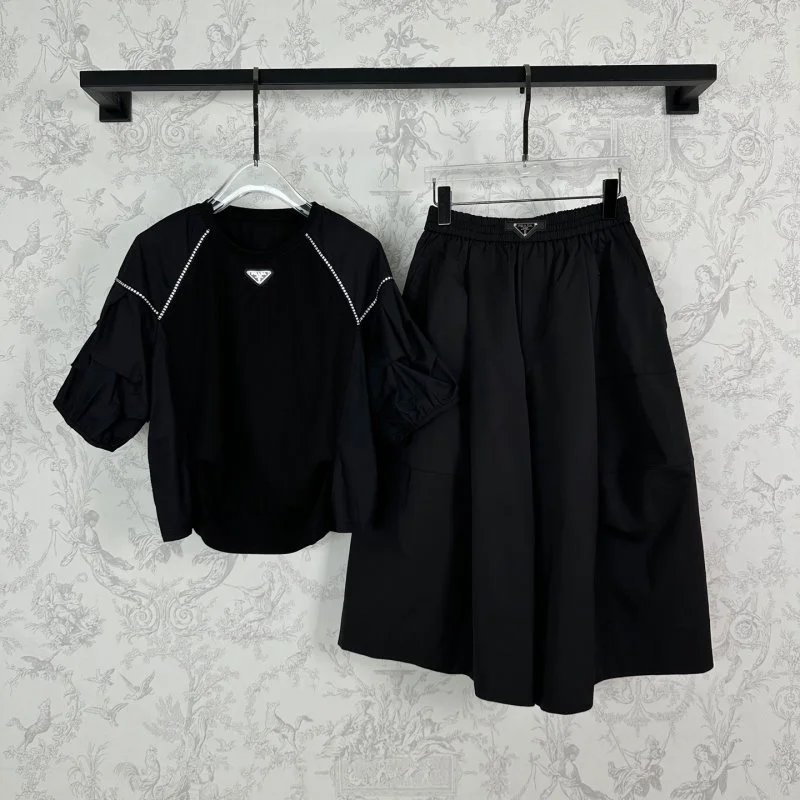 Prada Long Suits UrbanChic 166336