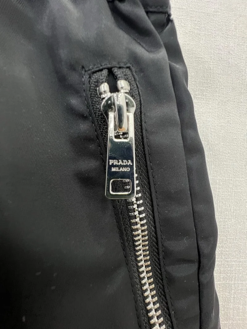 Chic Prada Long Suits 166327