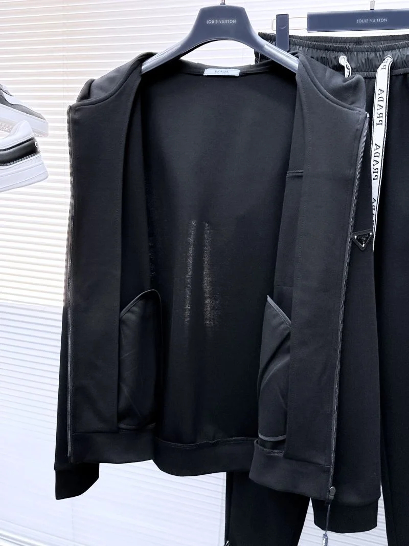 Supportive Prada Long Suits 168210