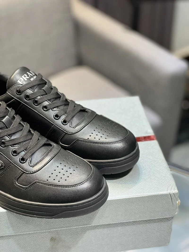 Prada Low Shoes UrbanChic 33966