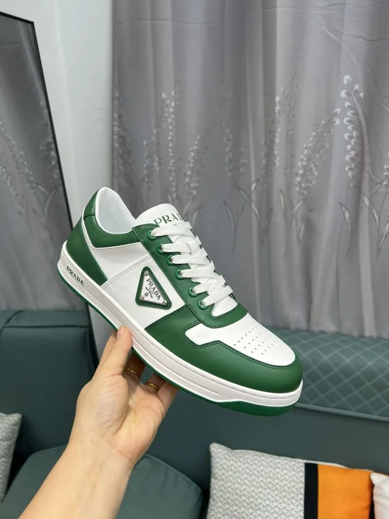 Prada Low Shoes Stretchable 33962
