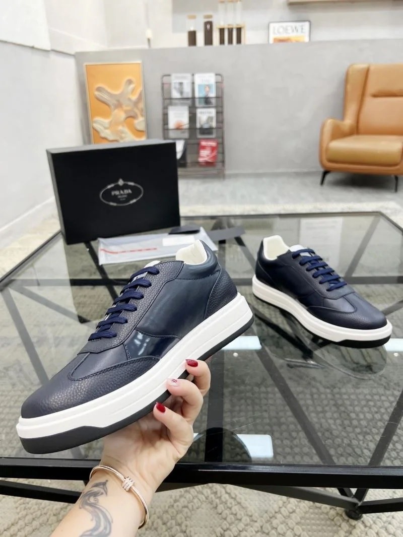 Prada Low Shoes GoAnywhere 33952