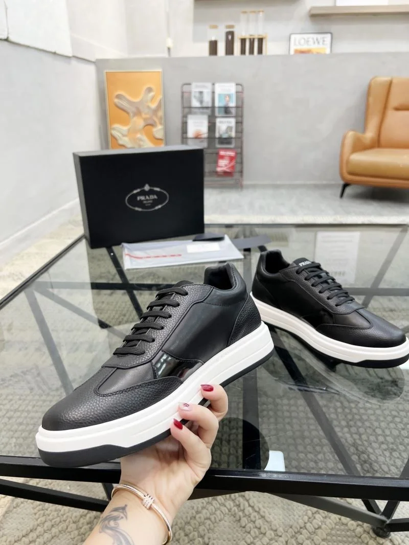 Prada Low Shoes ModernLook 33956