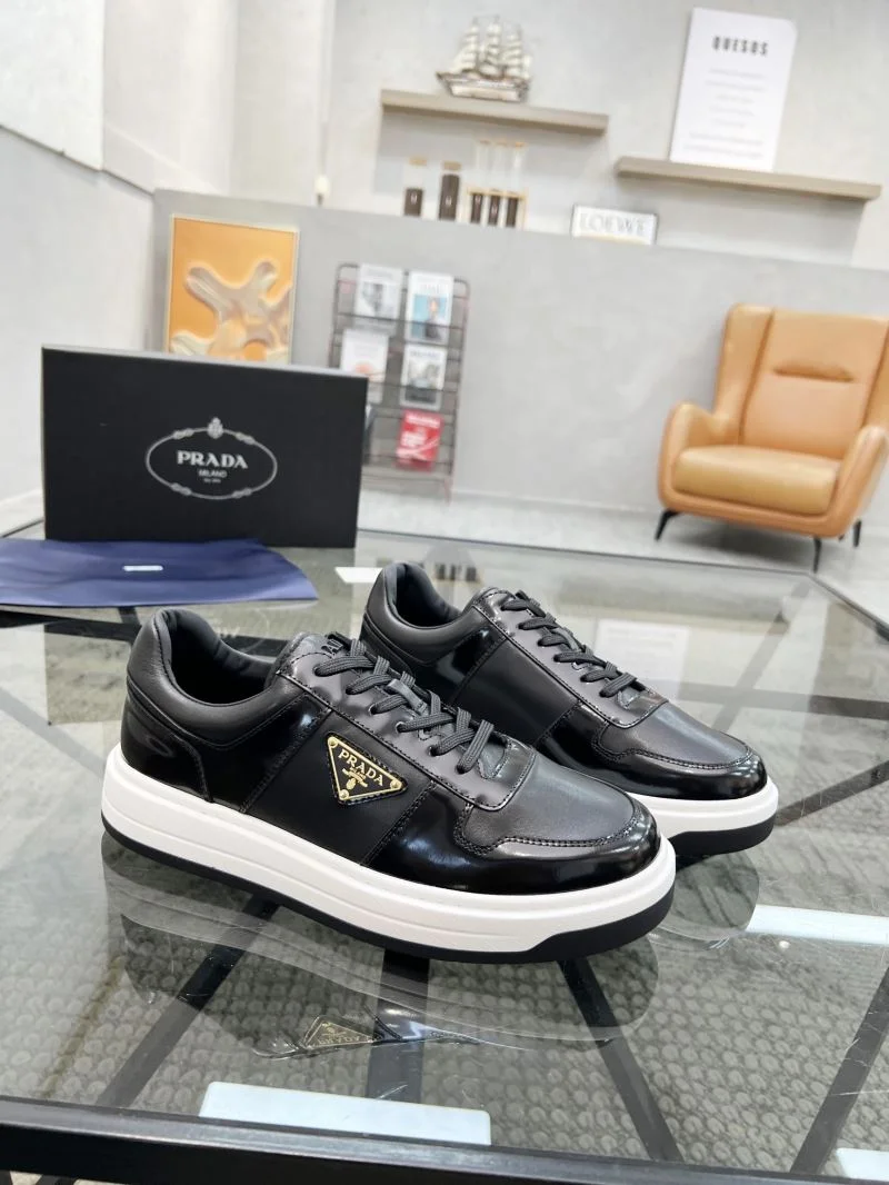Prada Low Shoes TimelessDesign 33964