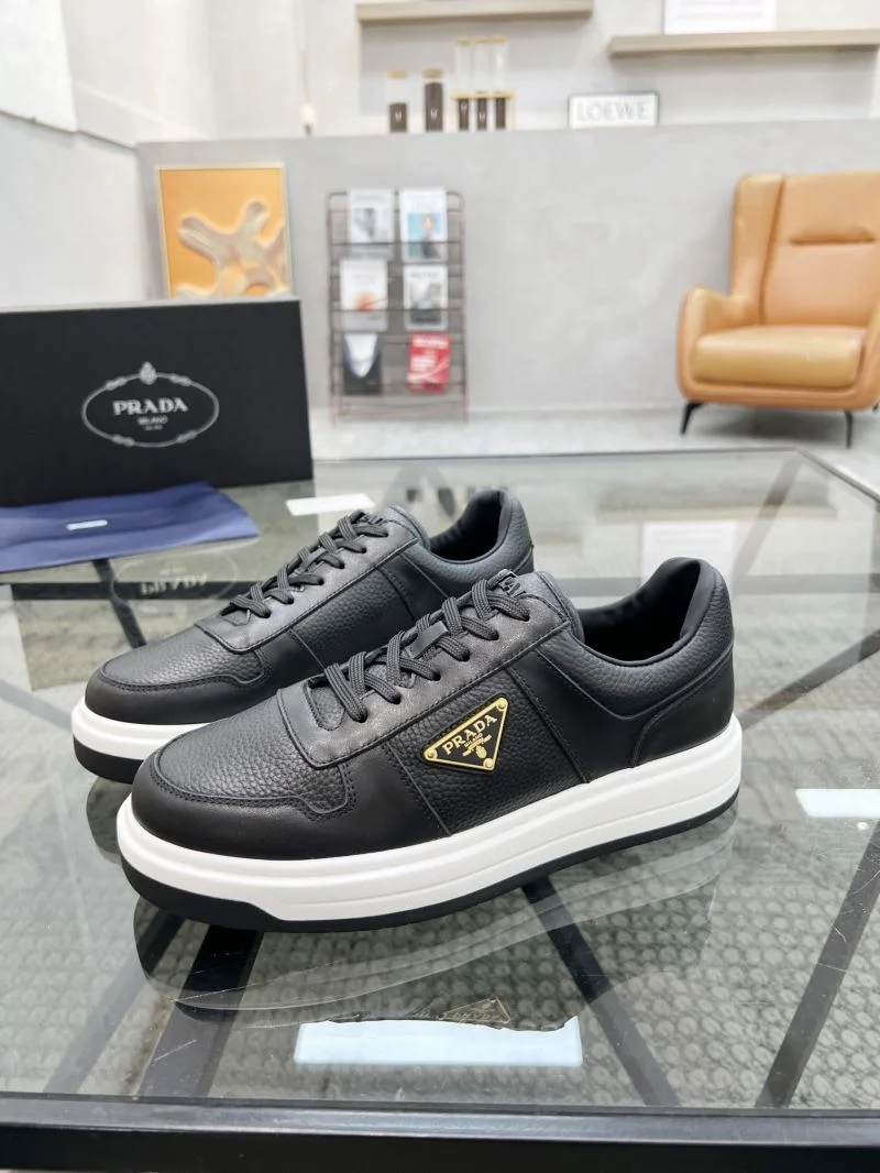 Prada Low Shoes Compact 33961