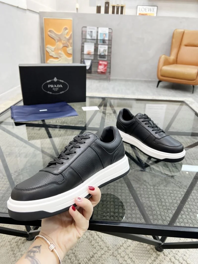 Prada Low Shoes Compact 33961