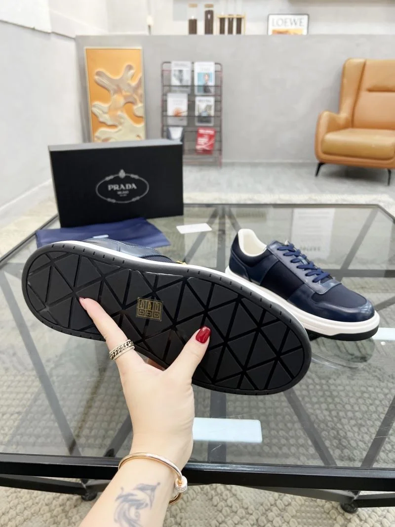 Breathable Prada Low Shoes 33976