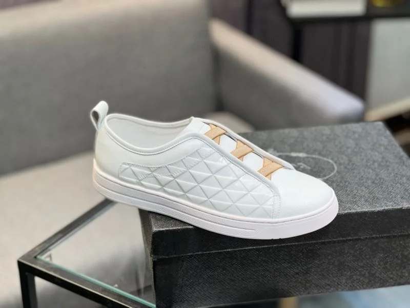 UrbanStyle Prada Low Shoes 33969