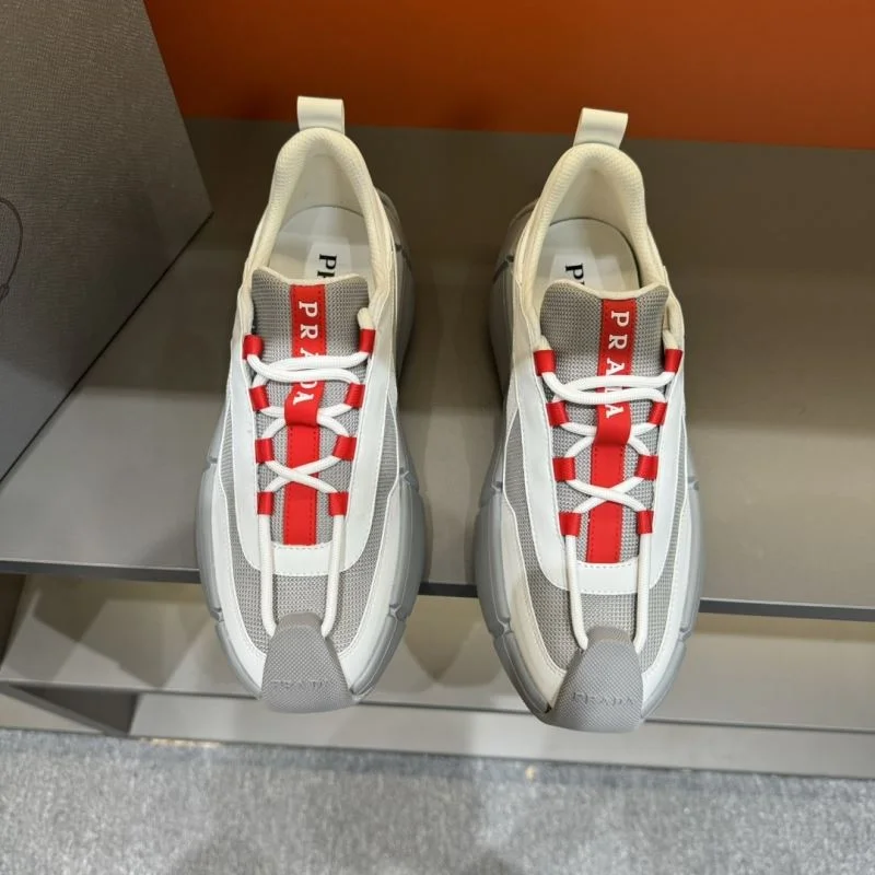 RelaxedFit Prada Low Shoes 33963