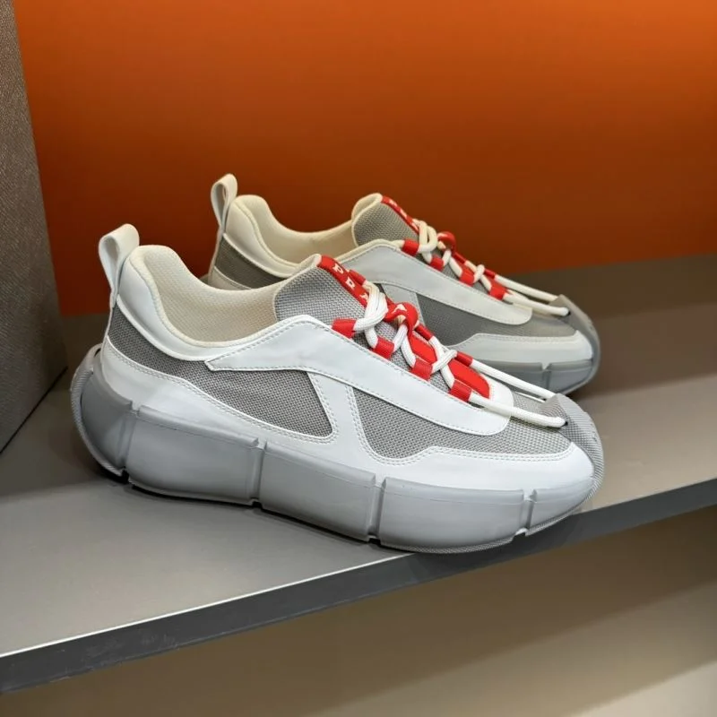 RelaxedFit Prada Low Shoes 33963