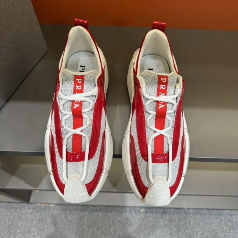Resilient Prada Low Shoes 33945