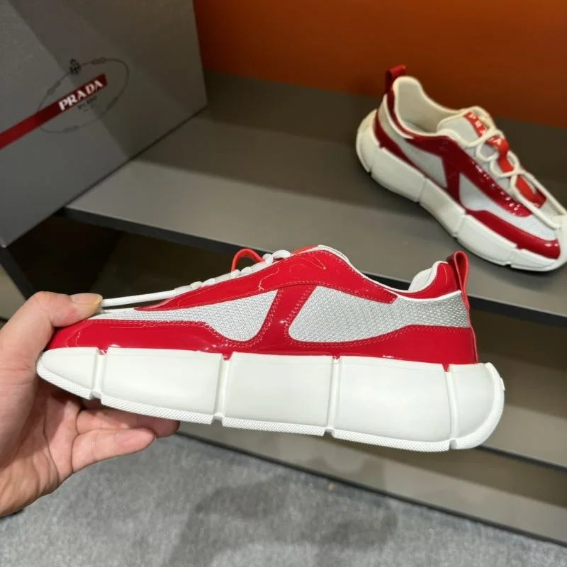 Resilient Prada Low Shoes 33945