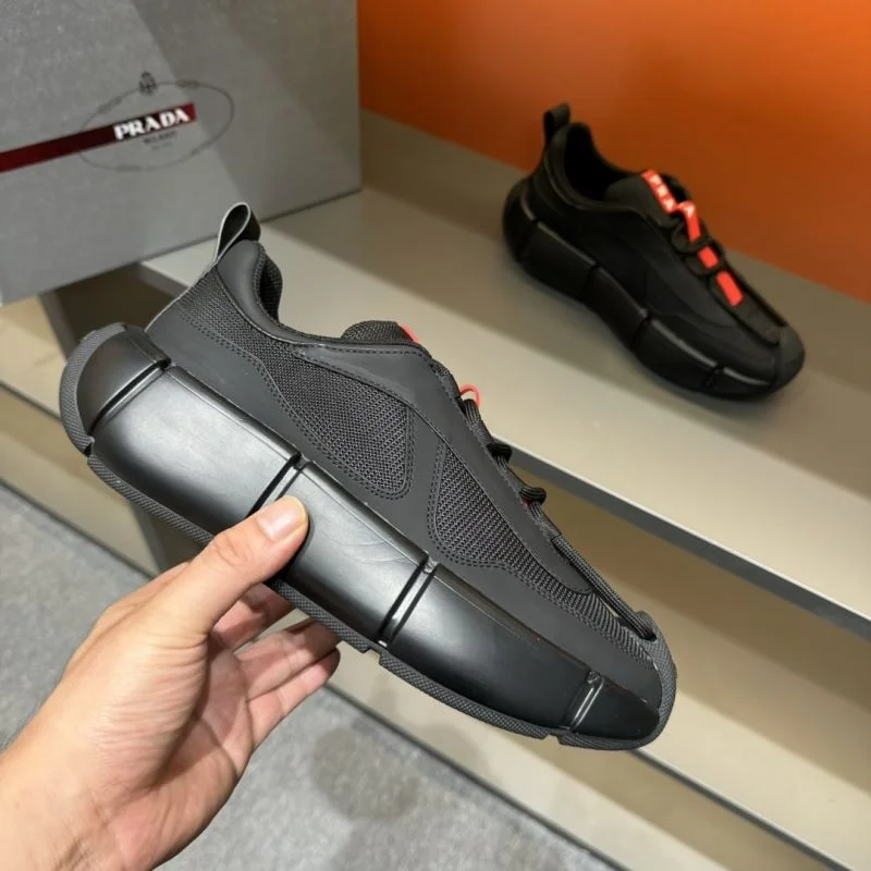 Prada Low Shoes QuickDry 33943