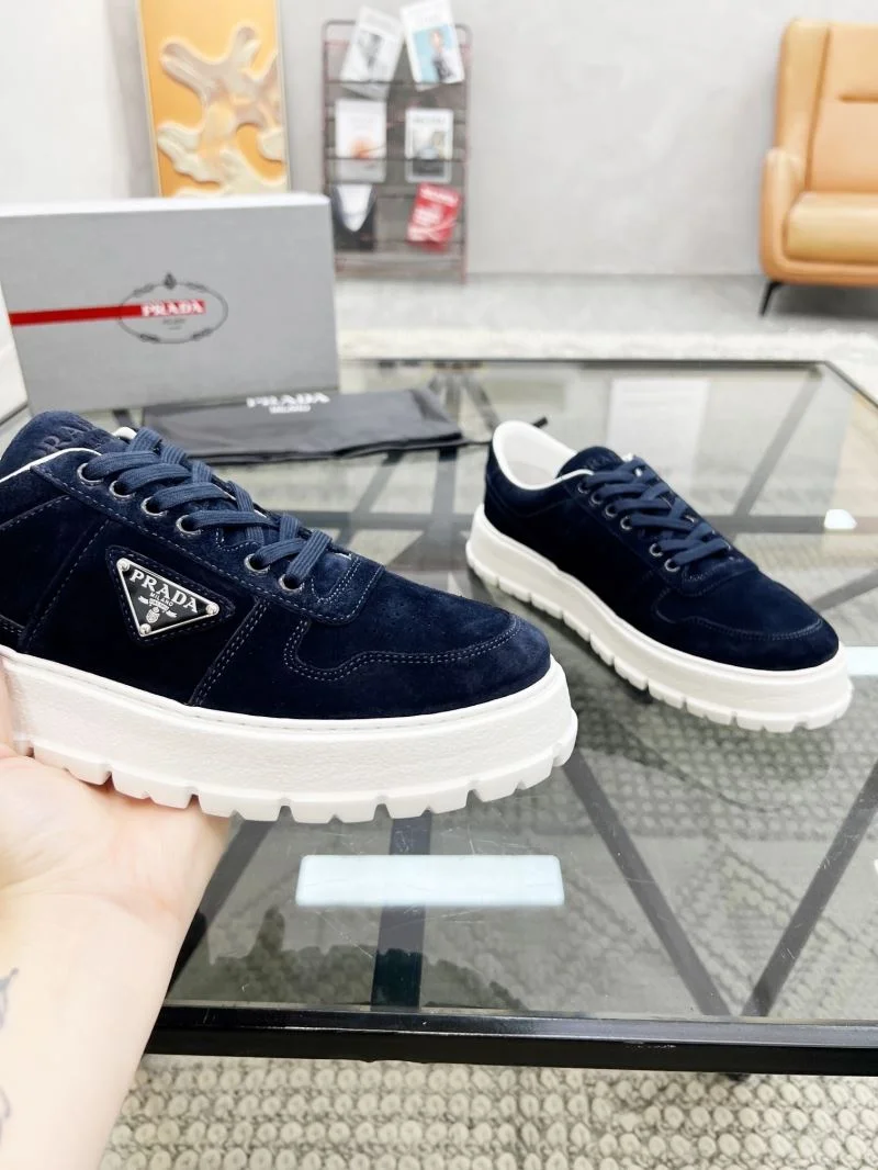 Prada Low Shoes Tailored 33916