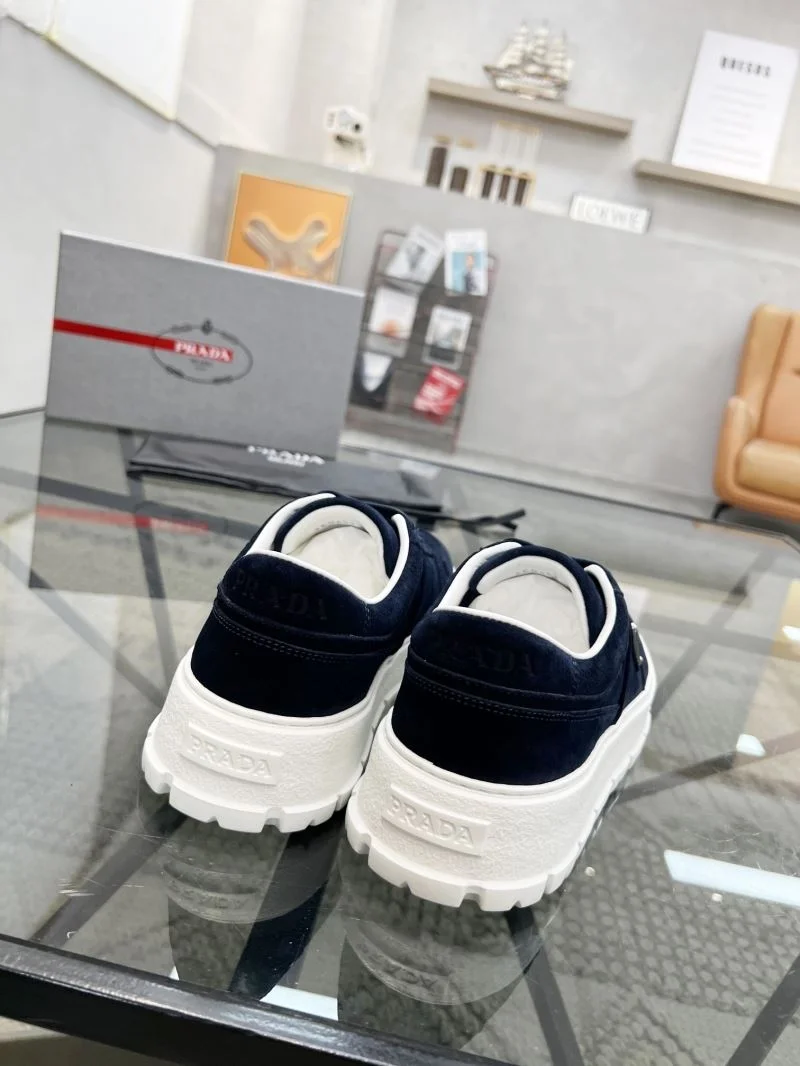 Prada Low Shoes Tailored 33916