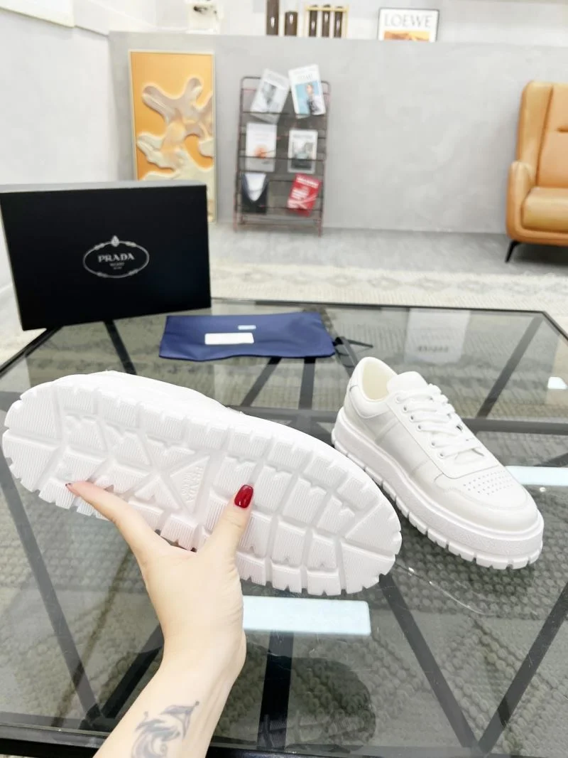 Prada Low Shoes Thermal 33929