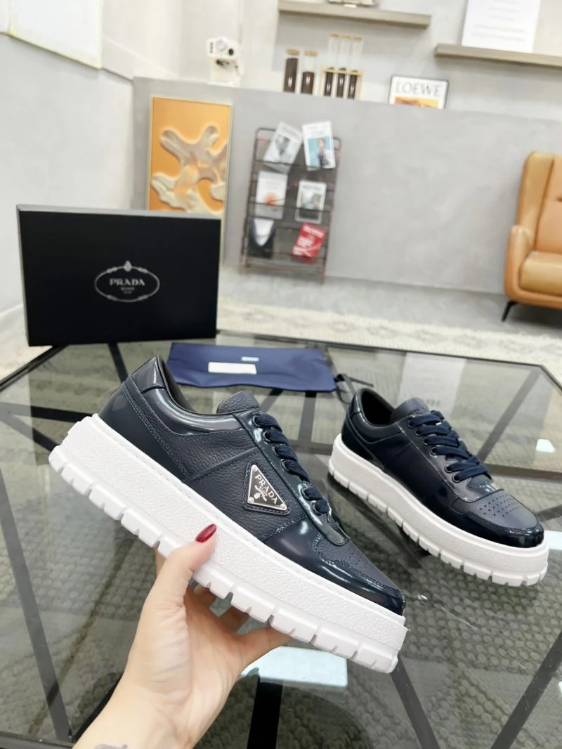 Trendy Prada Low Shoes 33925