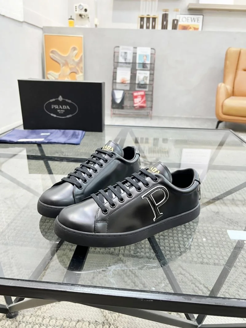 Prada Low Shoes Youthful 33935