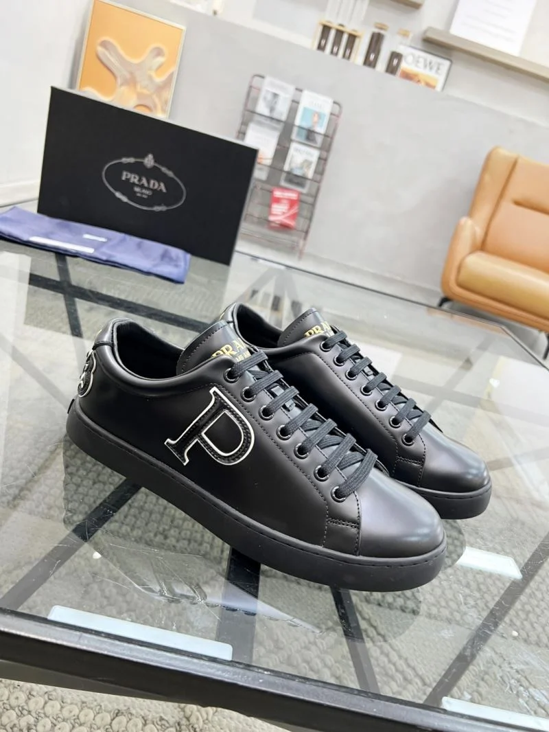 Prada Low Shoes Youthful 33935