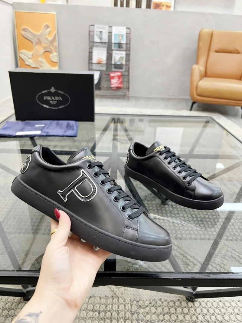 Prada Low Shoes Youthful 33935