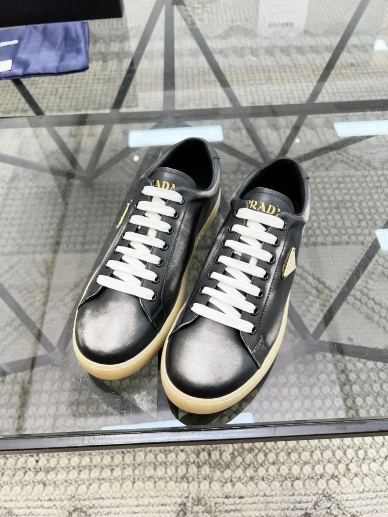 TechFriendly Prada Low Shoes 33940