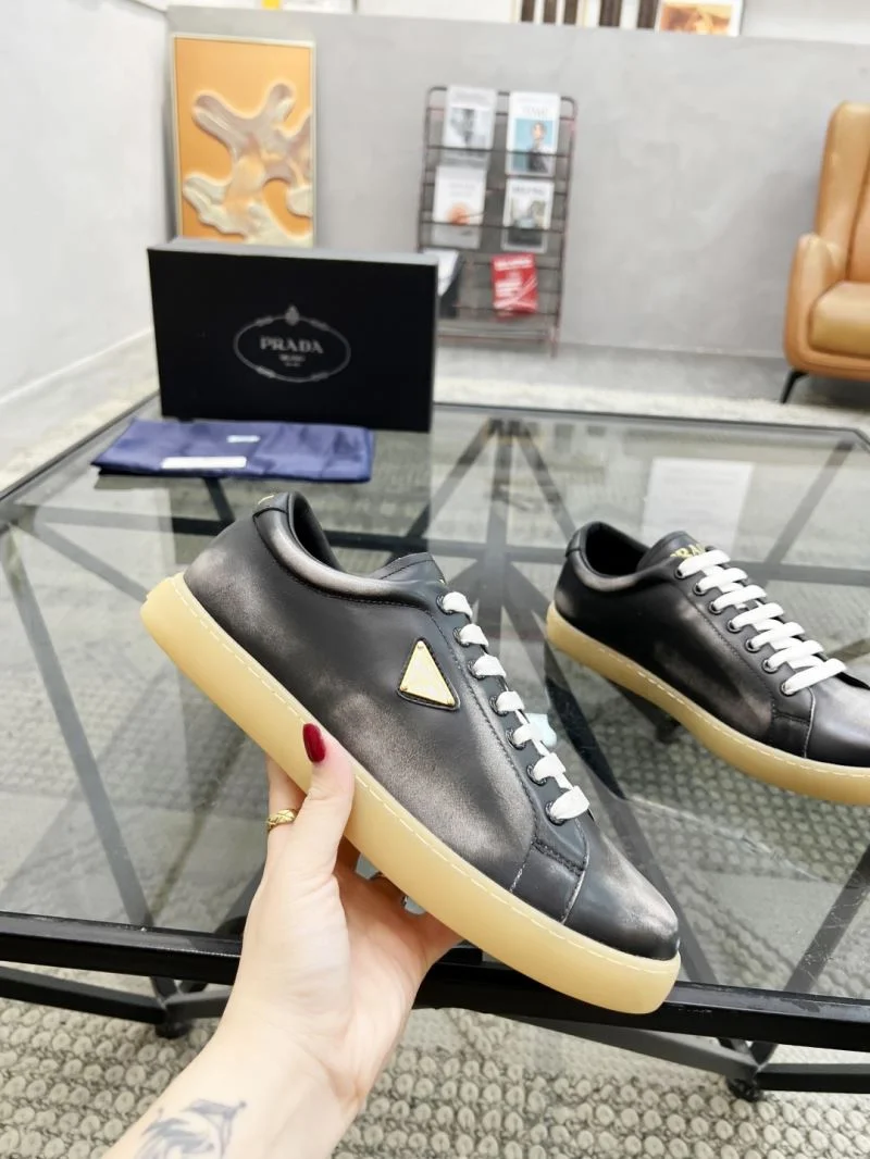 TechFriendly Prada Low Shoes 33940