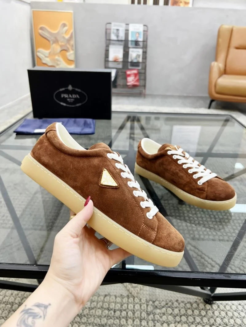 Prada Low Shoes MoistureWicking 33939