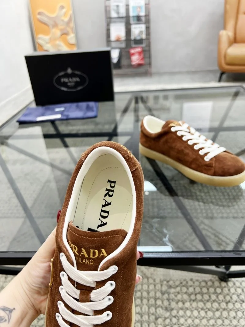 Prada Low Shoes MoistureWicking 33939