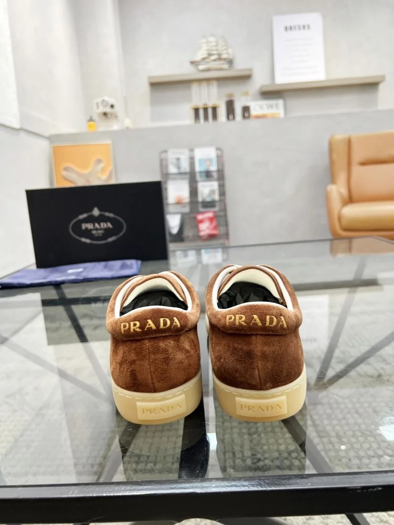Prada Low Shoes MoistureWicking 33939