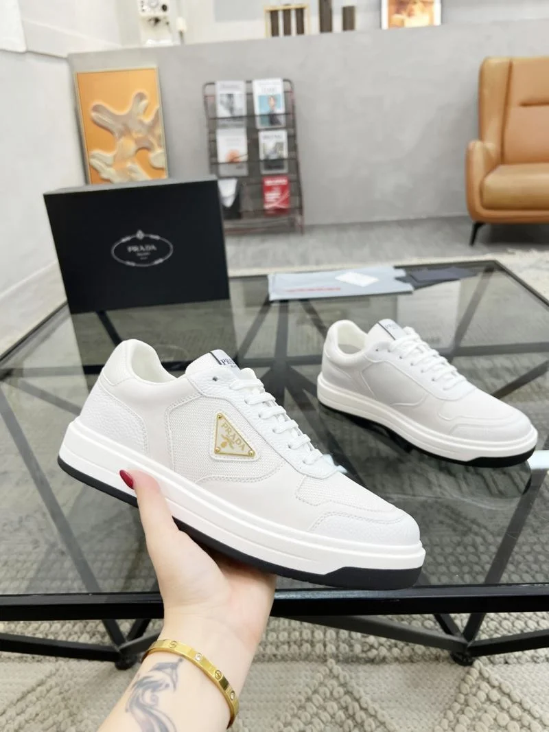 Unisex Prada Low Shoes 33910